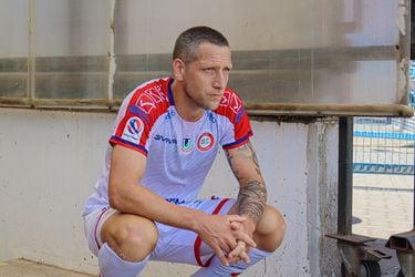 Luciano Aued fue uno de los refuerzos que sumó Unión La Calera para la temporada 2024.