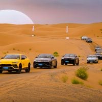 “Viaje a la Inmensidad”: el majestuoso paseo de 42 Lamborghini por el noroeste de China