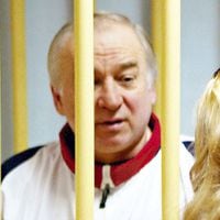Ex espía ruso envenenado es dado de alta médica del hospital que permanecía internado