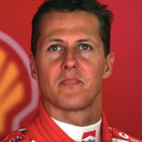 Excompañero de Michael Schumacher sorprende al revelar detalles de su estado: “He oído de gente de la F1 que se sienta a la mesa a cenar”