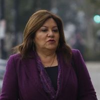 “Delegué la mayoría de las decisiones”: la declaración como imputada de la exalcaldesa Nora Cuevas (UDI) ante la Fiscalía