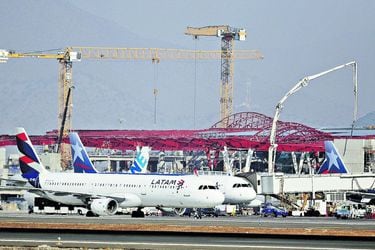 Acciones de Latam Airlines reacionan con fuerte alza tras sorpresiva propuesta de financiamiento