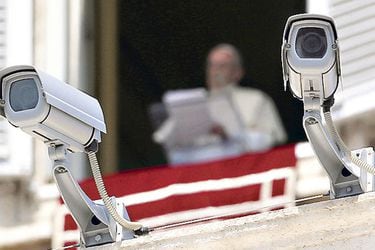 file-photo_-security-cameras-are-seen-in-fr-38845993
