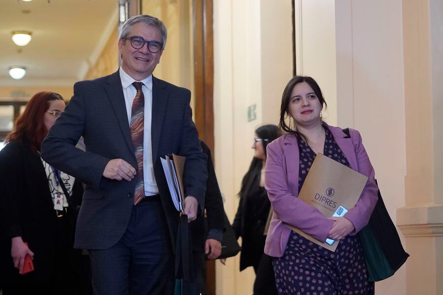 Javiera Martínez tras solicicitud de renuncia de Chile Vamos: “Toda mi cabeza hoy día está en función de sacar adelante el proyecto de Presupuesto”