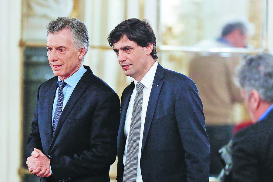 Asume el nuevo ministro de Hacienda en Argentina