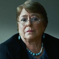 Bachelet alerta que con la propuesta de nueva Constitución la “despenalización del aborto en tres causales podría ser declarada inconstitucional”