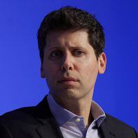OpenAI, el fabricante de ChatGPT, expulsa a su CEO Sam Altman