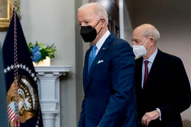 Biden advierte de que hay una “clara posibilidad” de que Rusia invada Ucrania en febrero