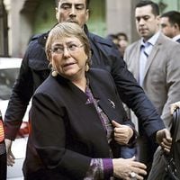 El bajo perfil de la visita de Michelle Bachelet a Chile