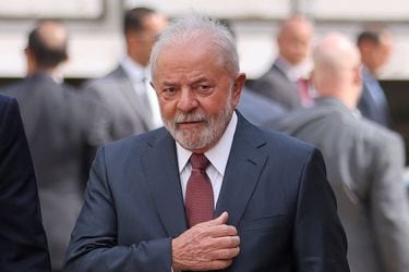 Brasil: “Lula” llega al poder con un país dividido y el desafío de elevar el gasto social y el crecimiento