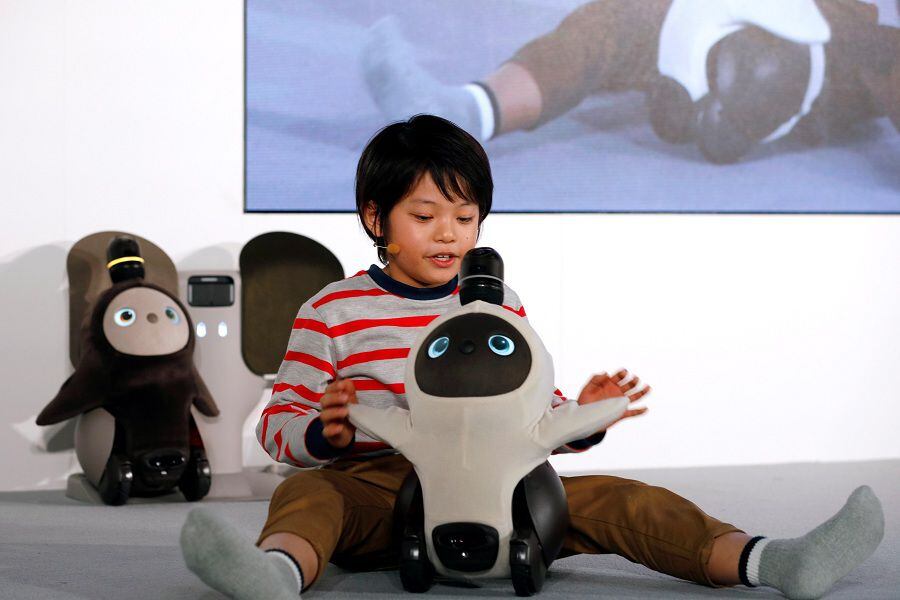 Groove X presenta su nuevo robot doméstico "Lovot"