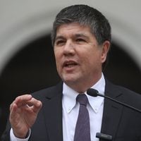 Monsalve por compra de 22 Lexus a ministros de la Suprema: “Le corresponde al Poder Judicial dar explicaciones”