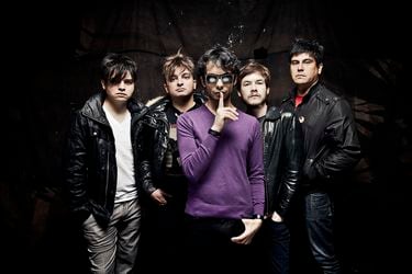 “La última gran banda del rock chileno”: Las claves de la popularidad de Los Bunkers en la hora del regreso