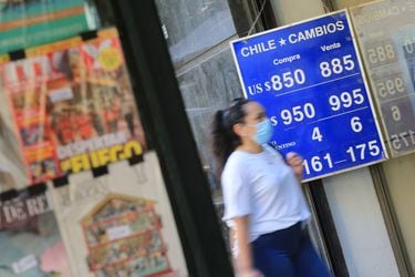 Dólar cerró al alza en medio de los datos de crecimiento económico de Chile menor a lo esperado e incertidumbre global