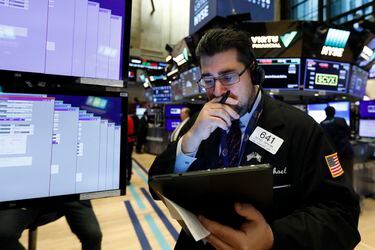 La liquidación en Wall Street se acelera tras un breve respiro y los mercados caen