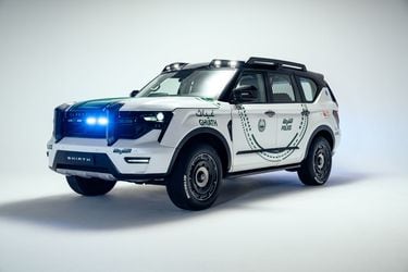 La policía de Dubái se luce con un Nissan Patrol adaptado por W Motors