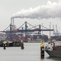 Congestión en el puerto de Rotterdam, el mayor de Europa, persistirá hasta 2022