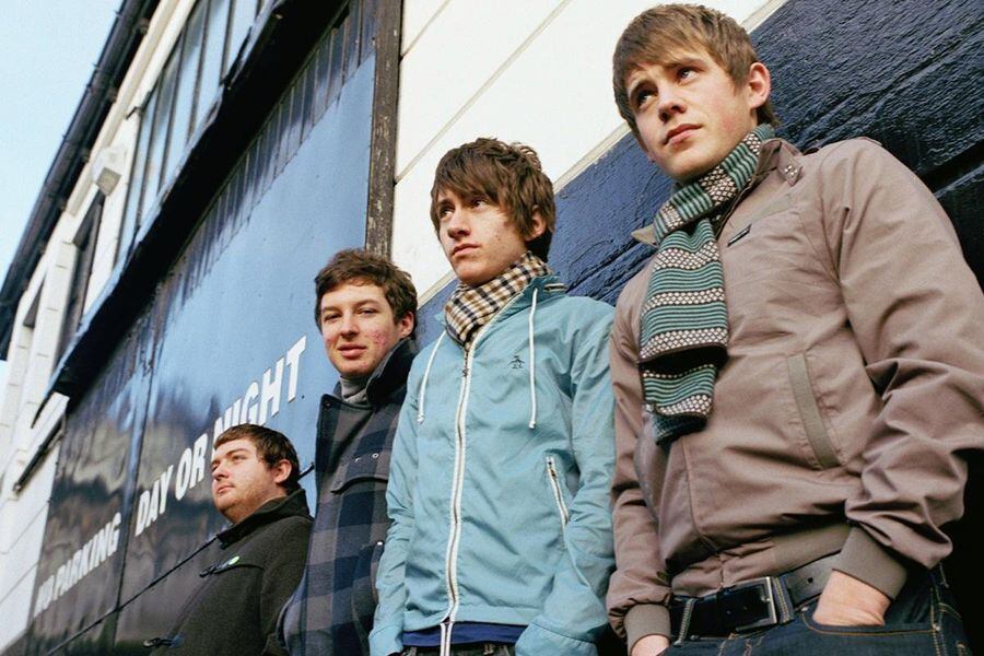 arctic-monkeys-2005