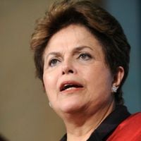 A cinco años del impeachment de Dilma Rousseff: libro apunta a misoginia en juicio contra expresidenta brasileña