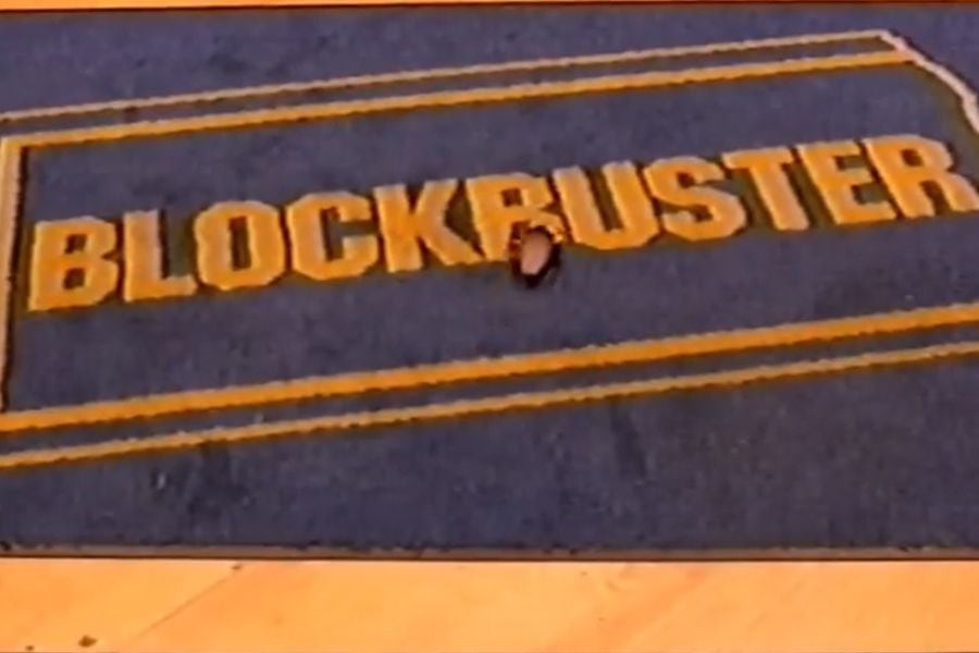 Blockbuster cerró sus últimos locales en 2014, dejando solo un puñado de operaciones independientes que mantuvieron a la marca vida en diversas partes del mundo.