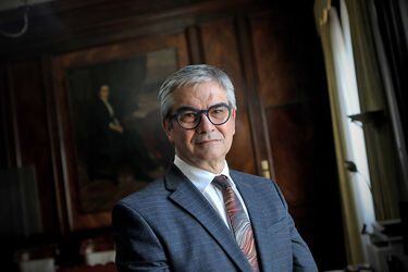 Marcel adelanta nuevas alzas en el precio de las bencinas, pero descarta un impacto mayor en la inflación