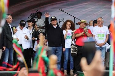 Petro convoca a movilizaciones en Colombia en respaldo a sus reformas