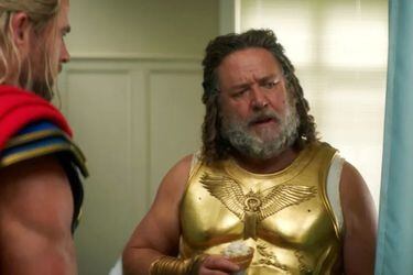 Una nueva escena eliminada tantea un papel diferente para Zeus en Thor: Love and Thunder