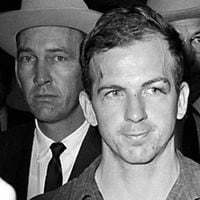 Un exmarine, retraído y desertor: quién fue Lee Harvey Oswald, el asesino de John Kennedy