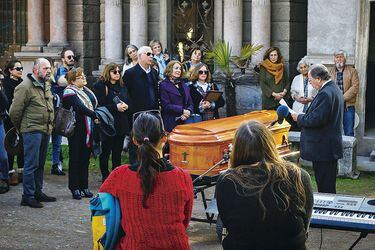 Funeral-de-Enrique-Lafourcade-WEB
