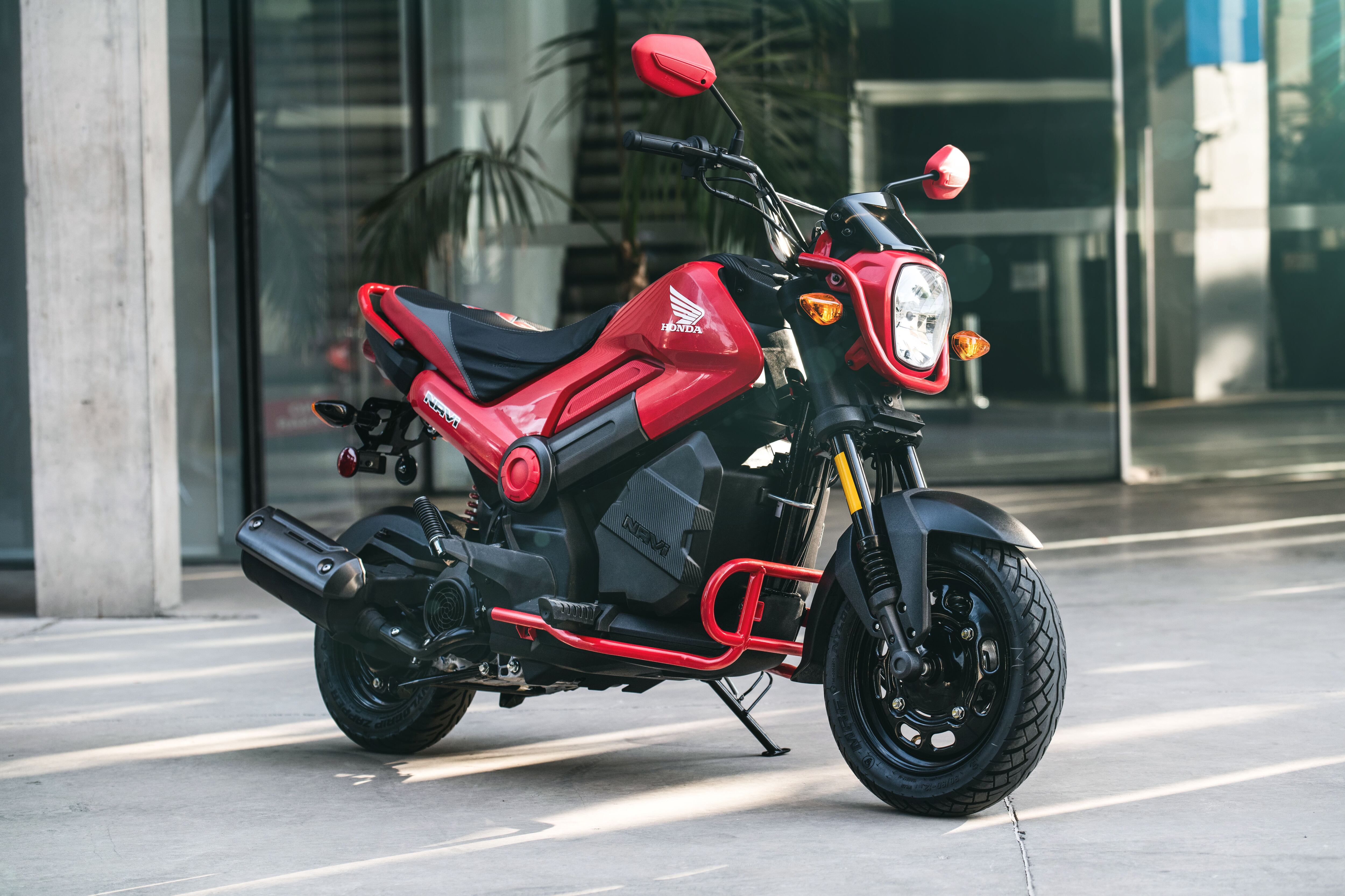La urbana y juvenil Honda Navi llega a Chile en tres versiones La Tercera