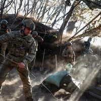 Guerra de Rusia en Ucrania cumple 800 días mientras Kiev busca con urgencia la llegada de armamento