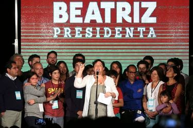 Beatriz Sánchez consolida tercer lugar con votación por encima de sondeos