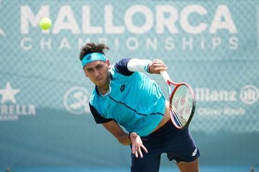 Alejandro Tabilo asciende en el ranking ATP y vuelve a ser el número uno de Chile