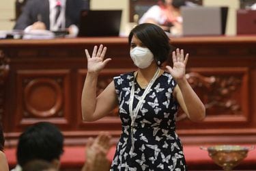 “Mi nombre no genera consenso”: Cristina Dorador baja su candidatura a la presidencia de la Convención Constituyente