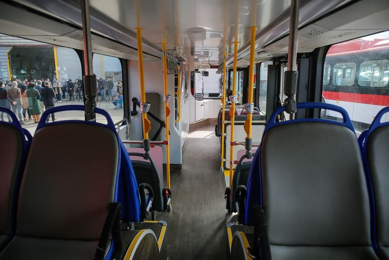 La implementación de tecnología en la infraestructura es la principal característica de estos buses. Foto: Diego Martin / Agencia Uno.   