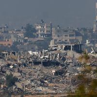 Israel dice haber atacado 200 objetivos de Hamas en “bombardeos extensos” contra Gaza durante el último día