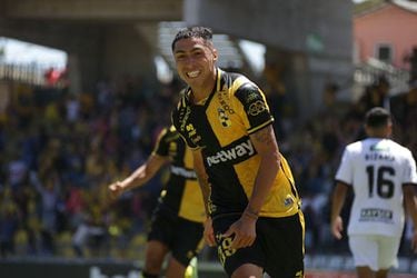 Su primer gol tras salir de la cárcel: Luciano Cabral anota en el empate de Coquimbo ante Palestino