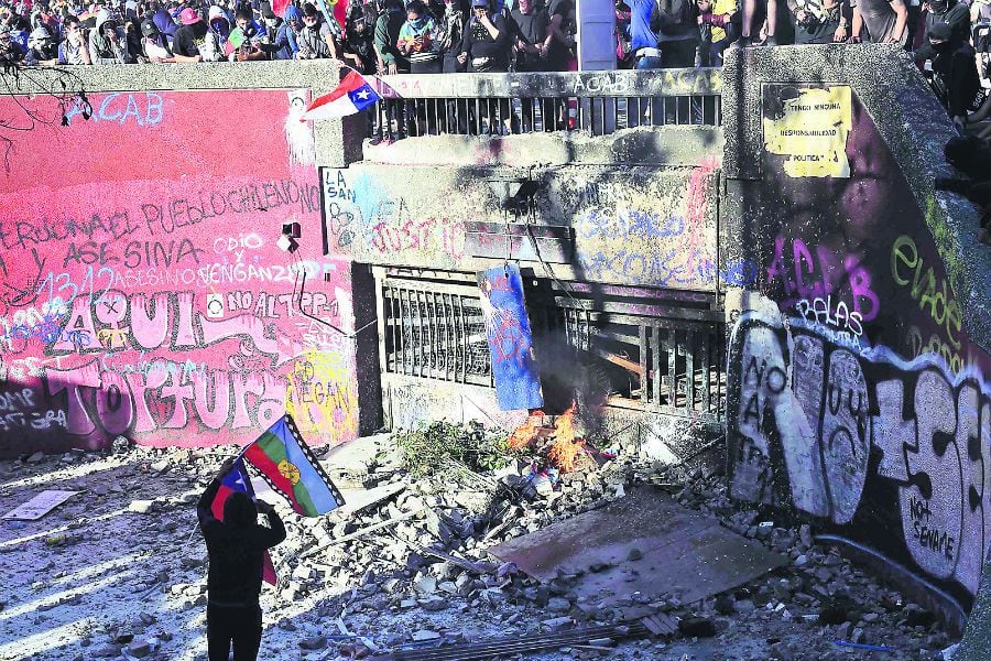 La crisis de la Estación Baquedano La Tercera