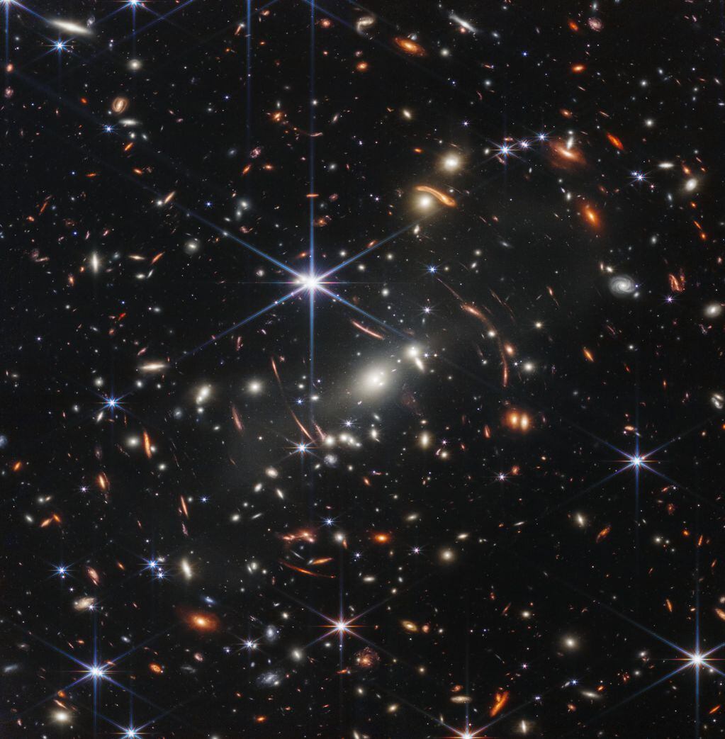 Universo captado por telescopio James Webb. Foto: NASA