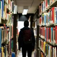 ¿Cómo la tecnología cambiará la forma de educar?: Universidades se preparan para la nueva revolución digital