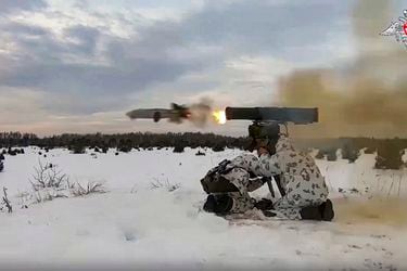 Bielorrusia derriba misil de defensa aérea ucraniano y asegura que no hay motivo de alarma