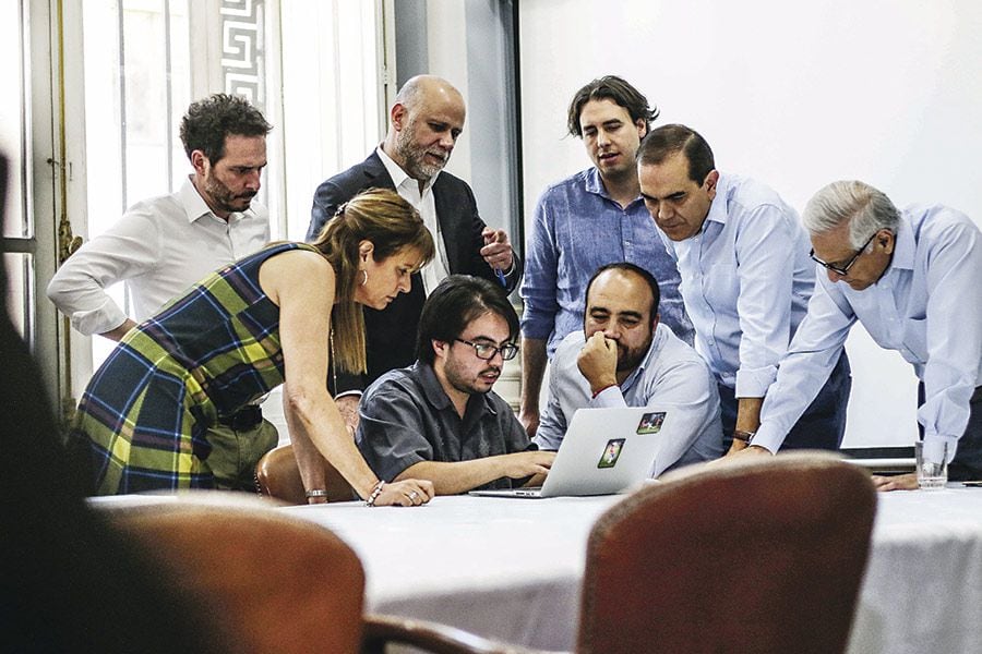 Imagen-REUNION-PRESIDENTES-DE-PARTIDOS-EN-EX-CONGRESO046-9