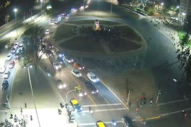 Incidentes en Plaza Baquedano y Estación Central terminan con 4 carabineros lesionados y 8 detenidos