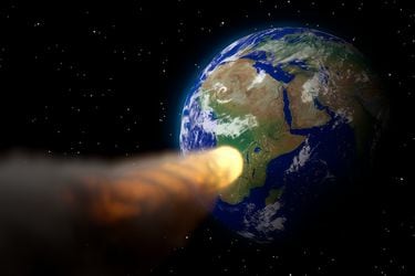Asteroide del porte de un camión “rozó” Sudamérica: ¿Qué podría provocar una colisión con la Tierra?