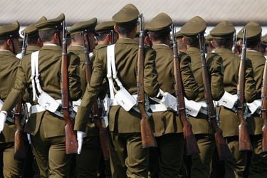 Presidenta Bachelet, asiste a ceremonia de conmemoración del aniversario de Carabineros de Chile.