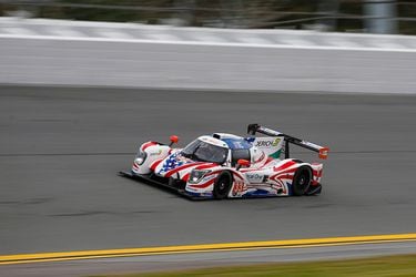 Nico Pino logra un histórico segundo lugar en las 24 Horas de Daytona