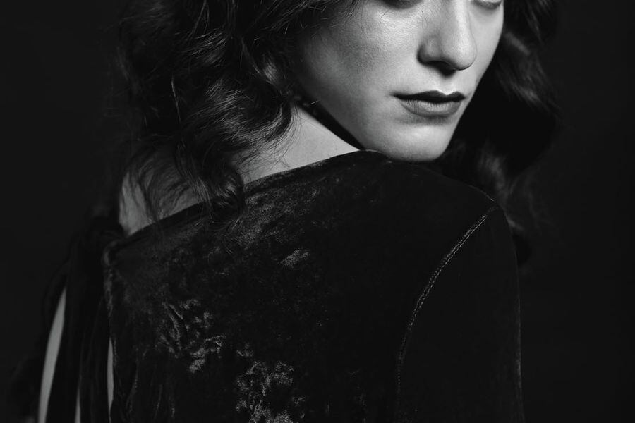 pl1221, daniela vega