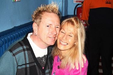 Contra el Alzheimer, Danny Boyle y la cultura de la cancelación: las nuevas batallas del vocalista de los Sex Pistols - La Tercera