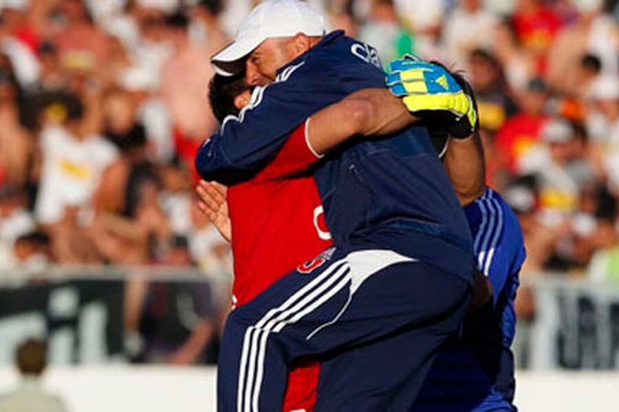 FUTBOL,  COLO COLO VS UNIVERSIDAD DE CHILE