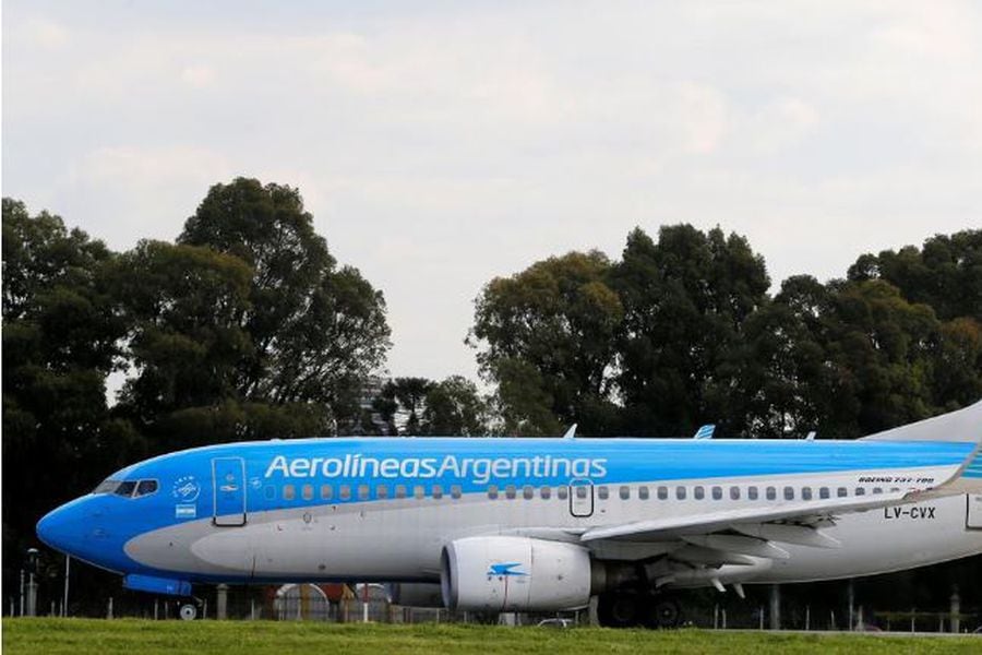 Argentina gastará al menos US$880 millones en su aerolínea estatal